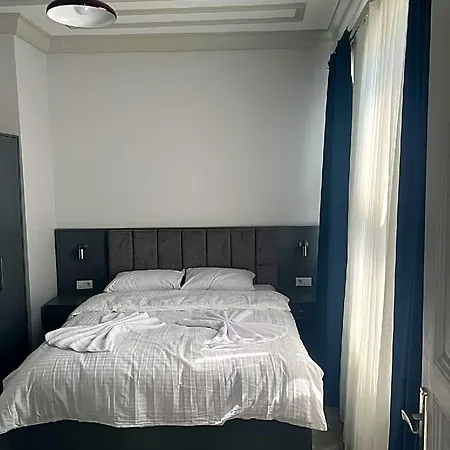 Lighthouse 5* Isztambul